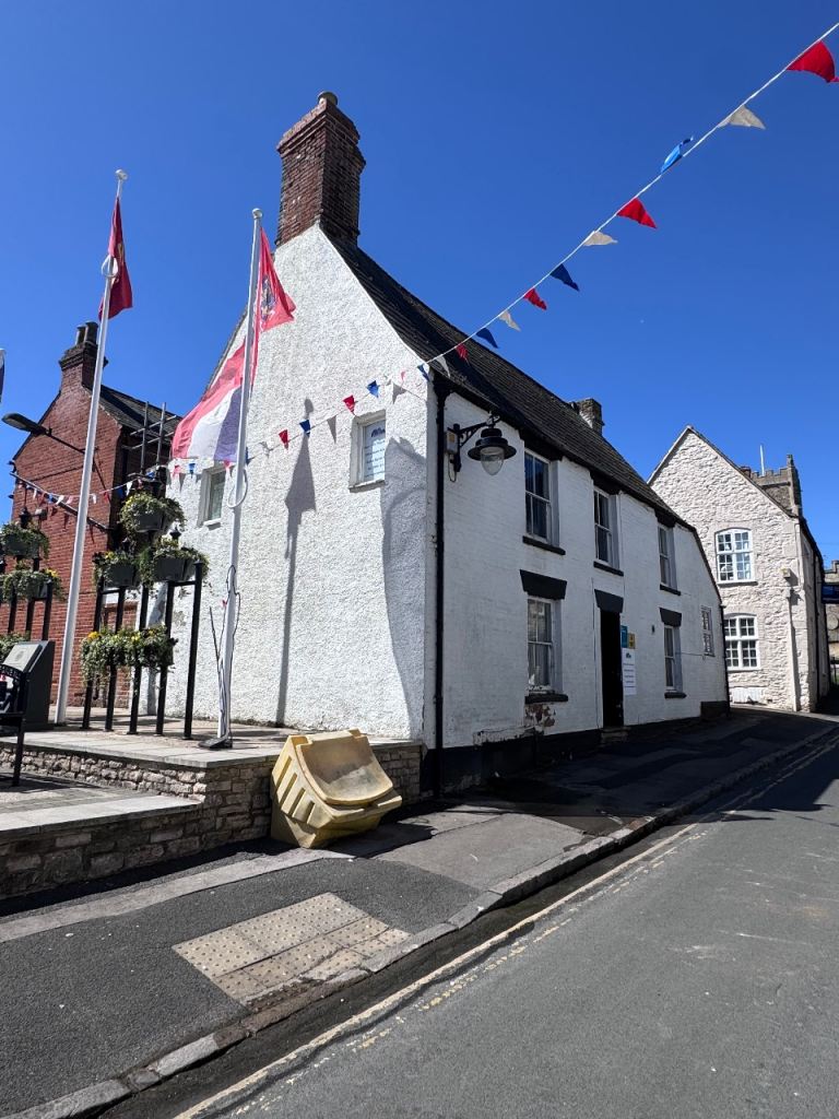 Office space Highworth market square 
