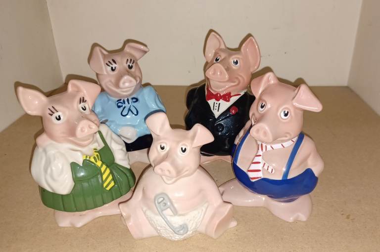 Original Set Of Five Wade Nat West Piggy Banks c1982-1988