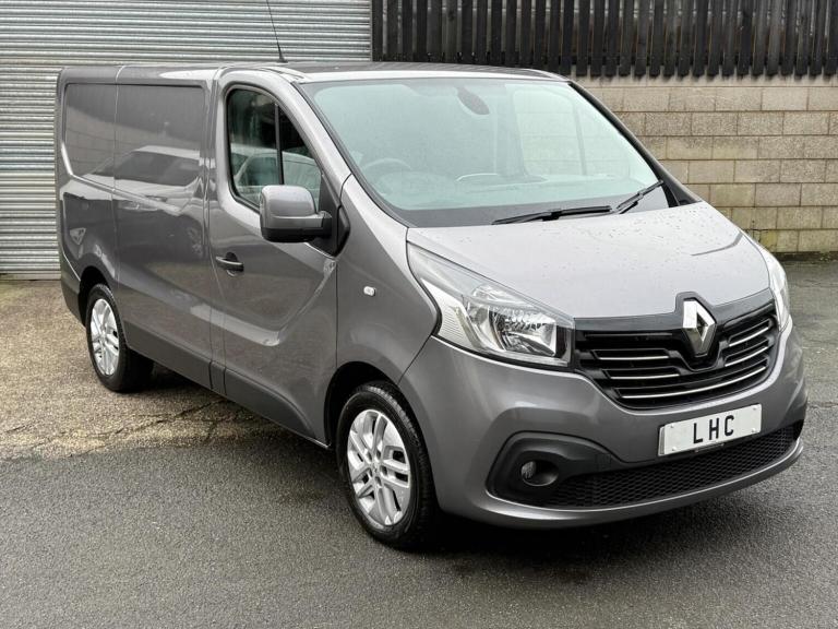 RENAULT TRAFIC 1.6 dCi 27 Sport Nav SWB Standard Roof Euro 6 5dr 2018