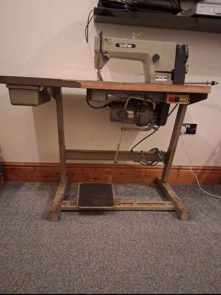 Brother lockstich industrial sewing machine 