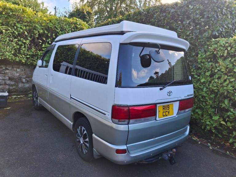 Toyota 2995 cc 1998