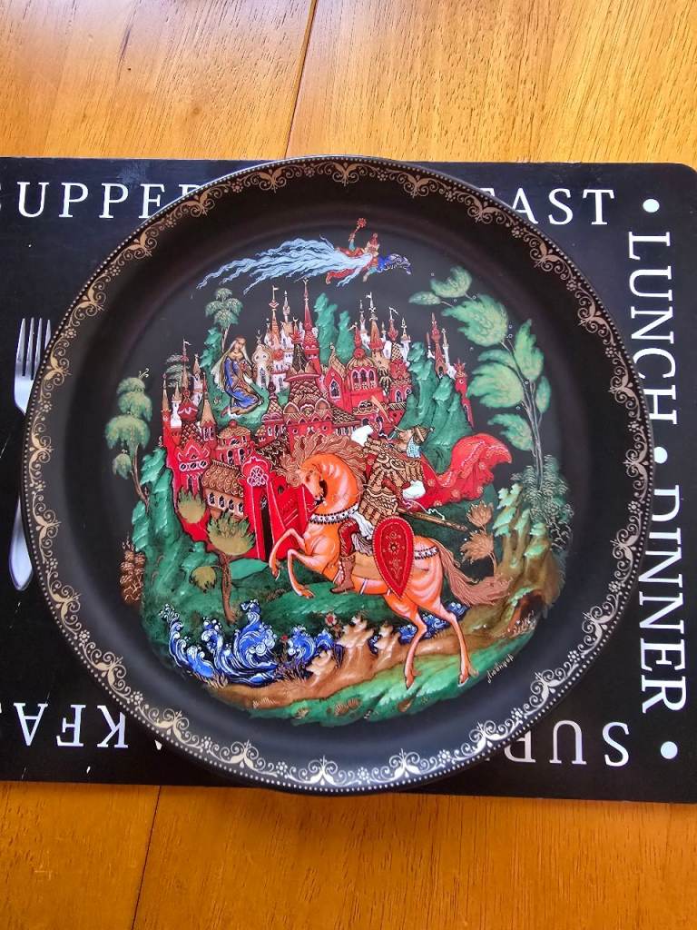 Bradex 'Legends Castle' Fairy Tale Collector Plate – Ceramic, New