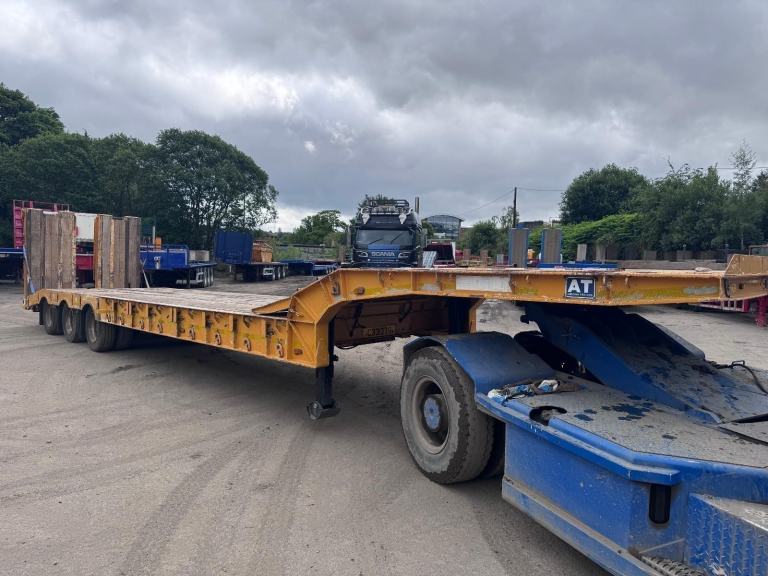Andover Low Loader trailer flip toe ramps 