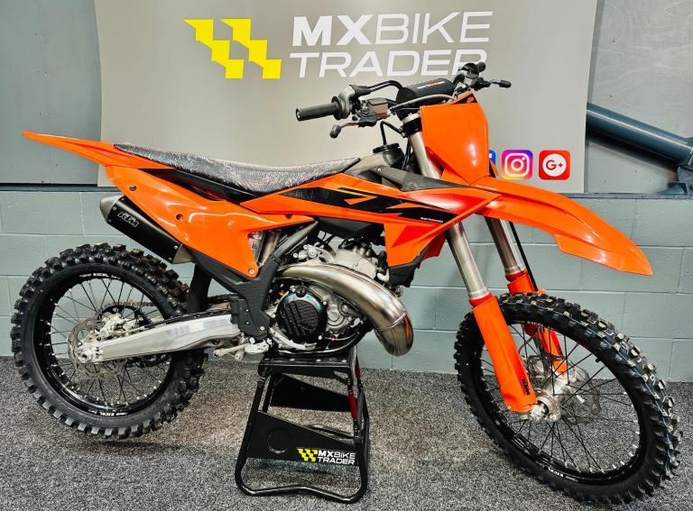 2025 KTM SX 300 SX300 - ZERO HOURS - TWO STROKE - TC YZ MC SXF FC 125 250 CRF