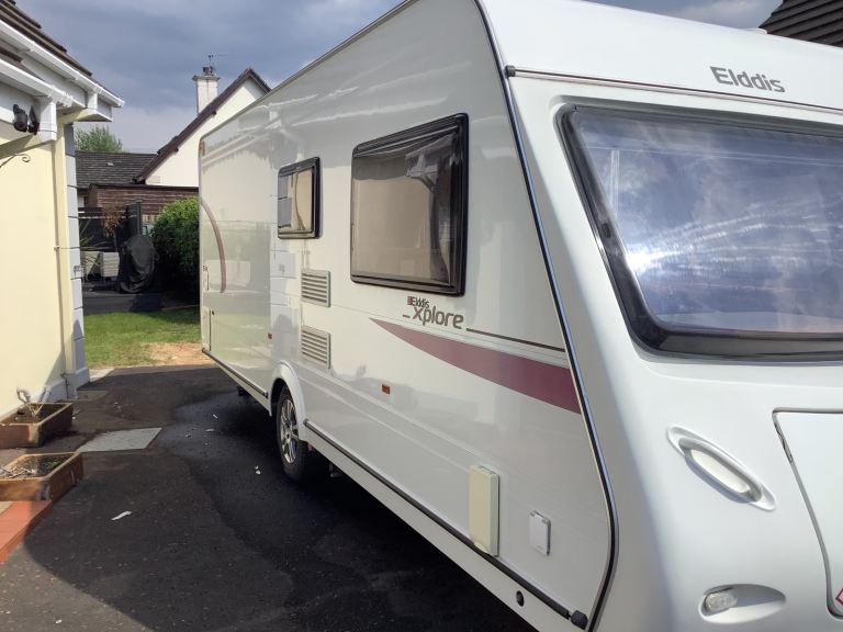 Elddis 544 towing caravan 