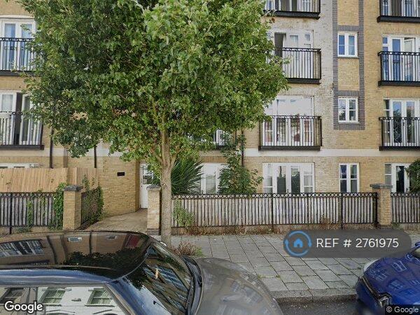 1 bedroom flat in Draymans Court, London, SW9 (1 bed) (#2761975)