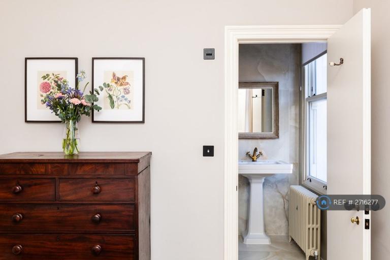 5 bedroom house in Ellington Road, Ramsgate, CT11 (5 bed) (#2716277)