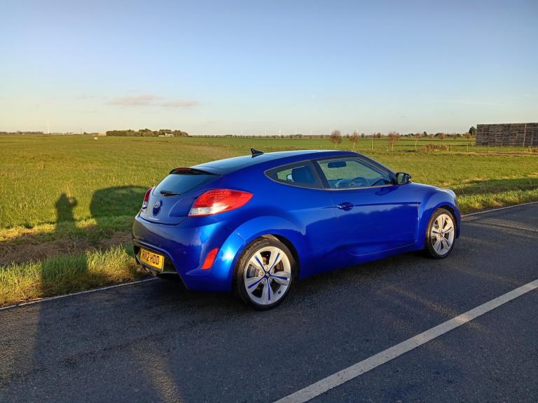 2012 Hyundai Veloster 1.6 GDi Sport TOP CONDITION NO DENTS NO SCRATCHES CAN SECURE 24/7 ON NET  C...