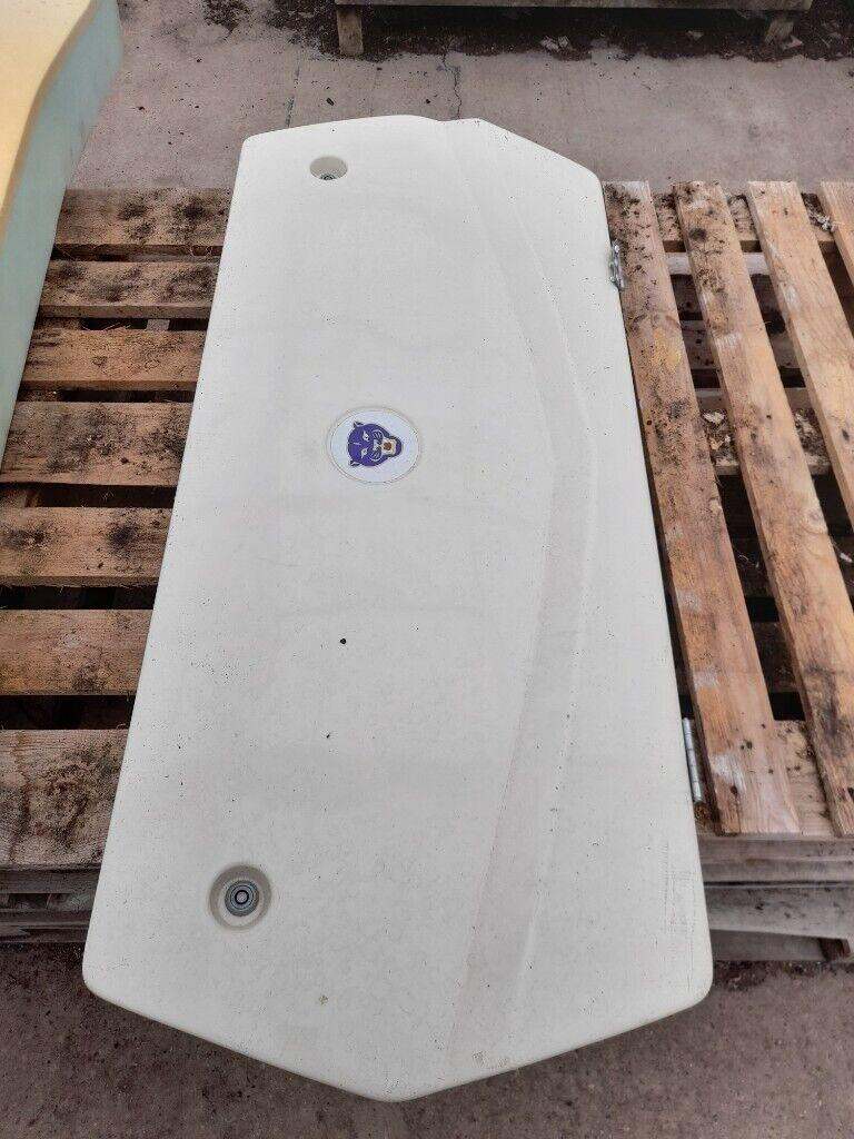 2006 Avondale Argente caravan locker door
