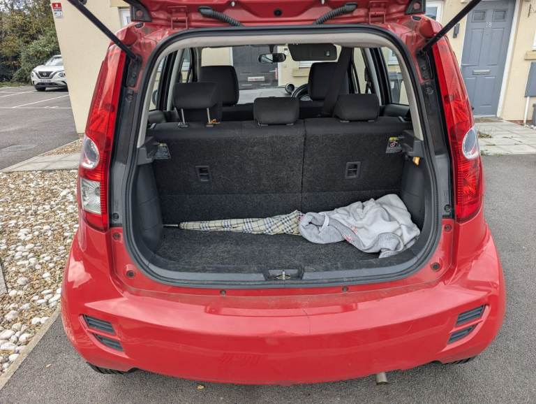 Suzuki, SPLASH, Hatchback, 2013, Manual, 996 (cc), 5 doors