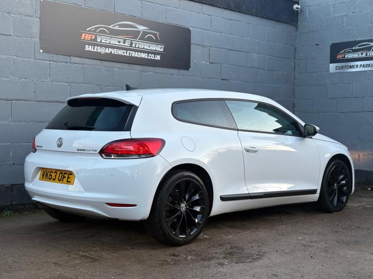 2013 Volkswagen Scirocco 2.0 TDi BlueMotion Tech GT 3dr [Nav/Leather] COUPE Diesel Manual