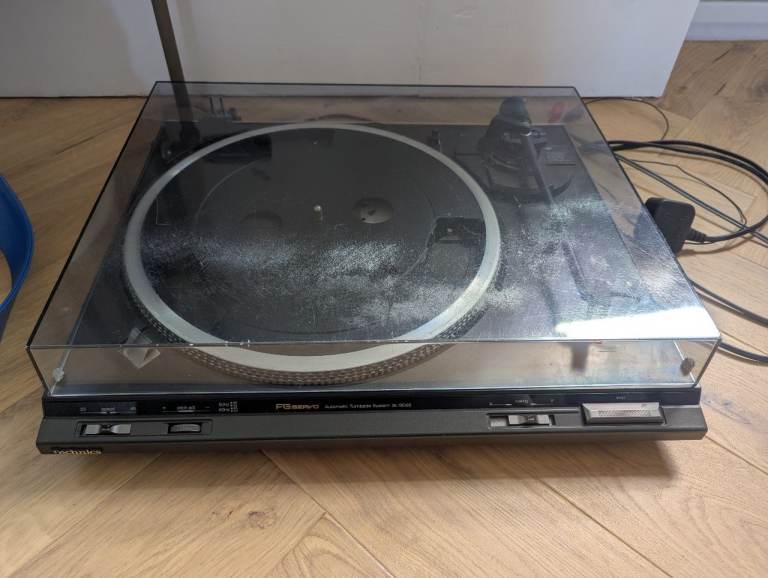 Technics turntable SL-BD22 