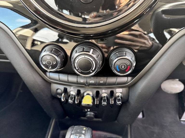 2022 MINI Countryman 1.5 Cooper S E Classic ALL4 PHEV 5dr Auto HATCHBACK PETROL/ELECTRIC Automatic