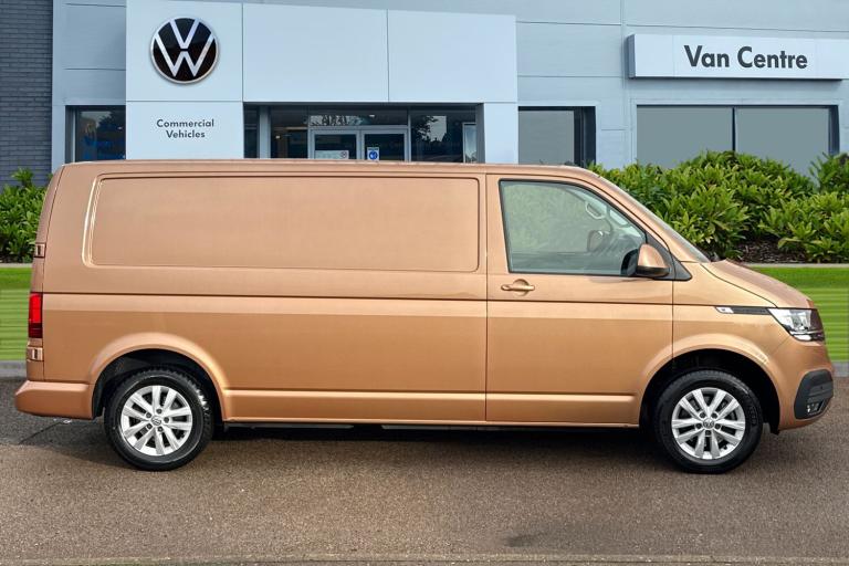 2022 Volkswagen Transporter 2.0 TDI 150 Highline Van Van DIESEL Manual