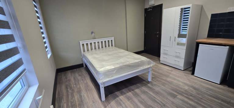 Studio to Let in Islington N4 St Johns Way, No deposit required, Dss welcome