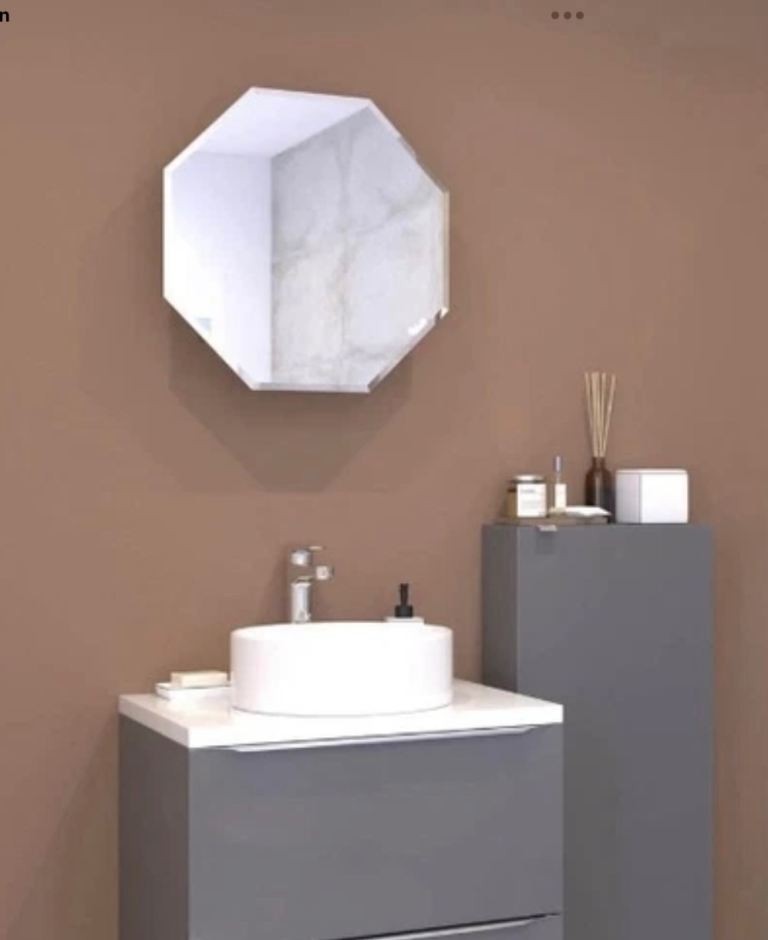 Croydex Octagonal Mirrored Bathroom Cabinet  New & Boxed