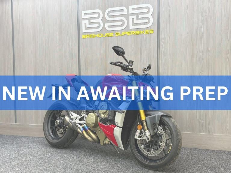2021 71 Ducati Streetfighter V4S 1100 S ABS - AKRAPOVIC EXHAUST, FRESH SERVICE