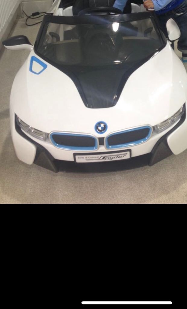 BMW i8 2 seater electric car 