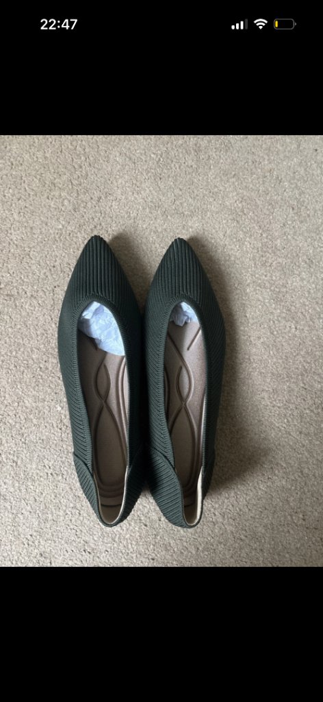 Ballet flats