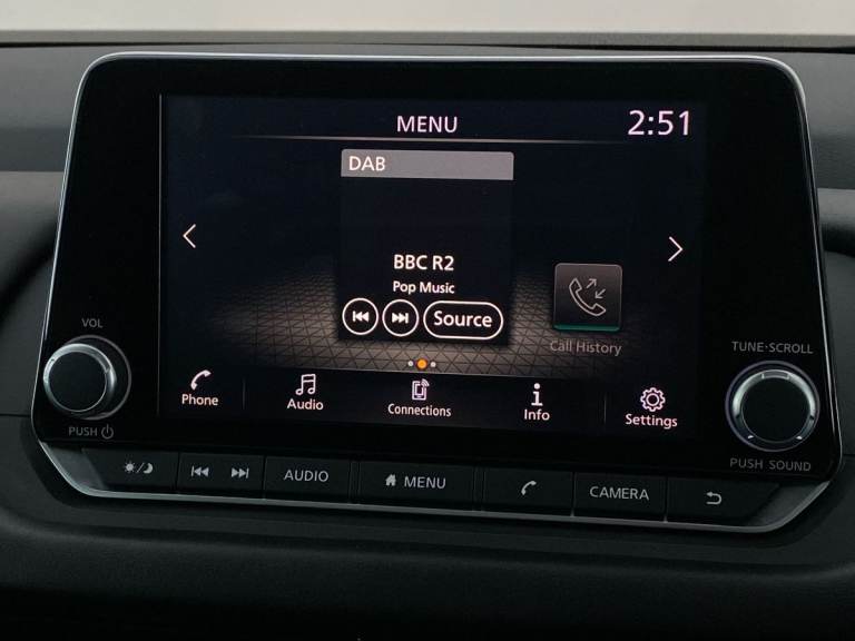 2022 Nissan Qashqai 1.3 DiG-T MH Acenta Premium 5dr Crossover/SUV PETROL Manual