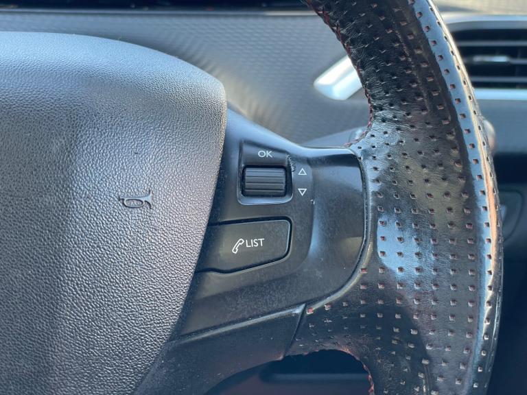 2016 Peugeot 2008 1.6 BlueHDi 120 GT Line 5dr HATCHBACK Diesel Manual