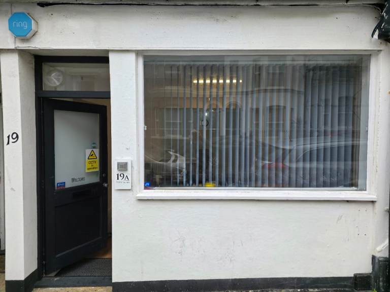 Shop For Rent in Hastings 