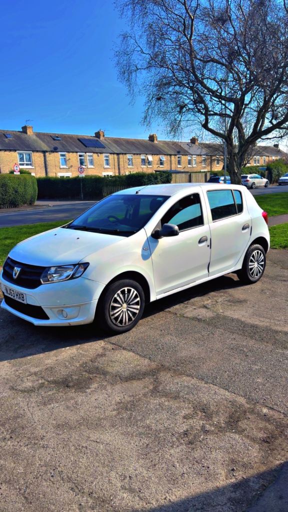 2013 DACIA SANDERO 1.5 PETROL ULEZ FREE MOT NOVEMBER 80K MILES STARTS N DRIVES GREAT