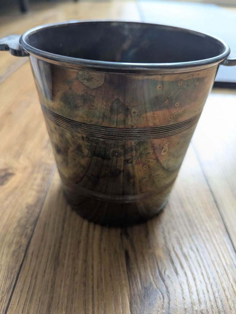 Silver ice bucket 