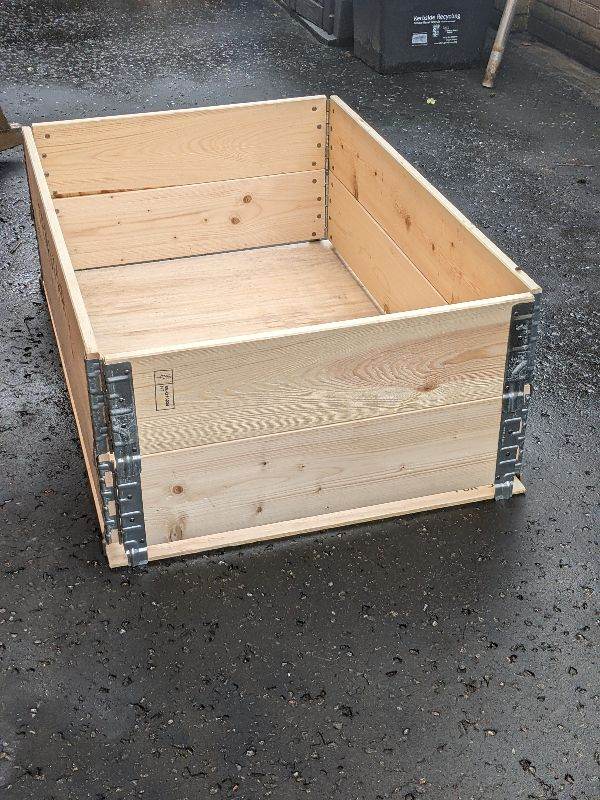Brand New Tenstar Wooden Raised Garden Bed Planter – Brand New . Great Bargain
