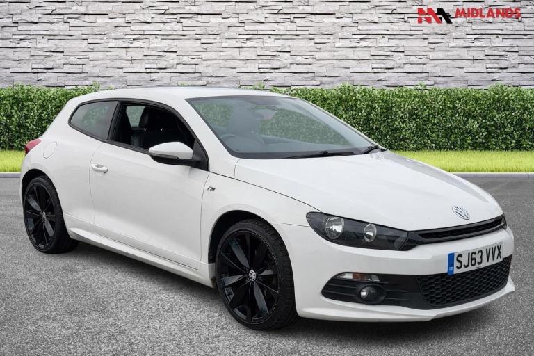 VOLKSWAGEN SCIROCCO 2.0 TDI BlueMotion Tech R-Line Euro 5 (s/s) 3dr (Leather,