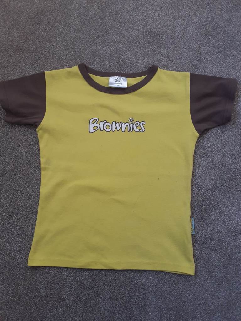 Girls Brownies Uniform 