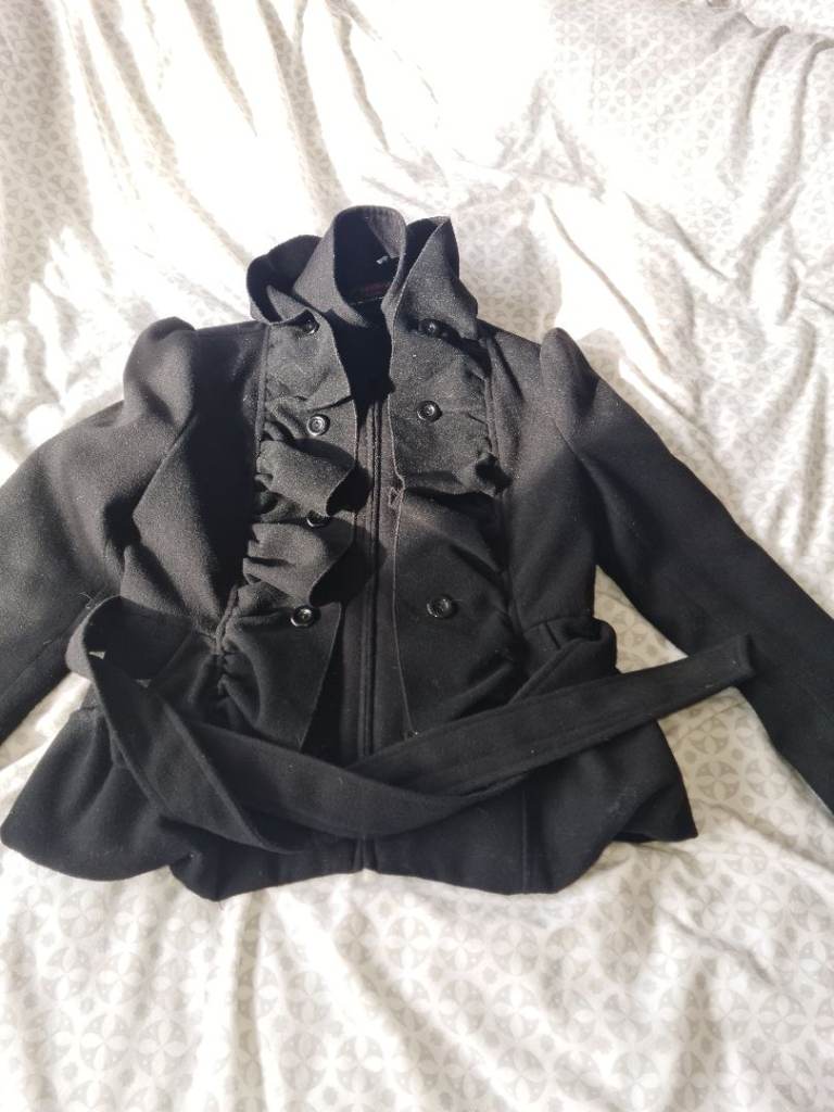 Stunning New Look ruffle front and waist black duffle coat like materials jacket uk14 