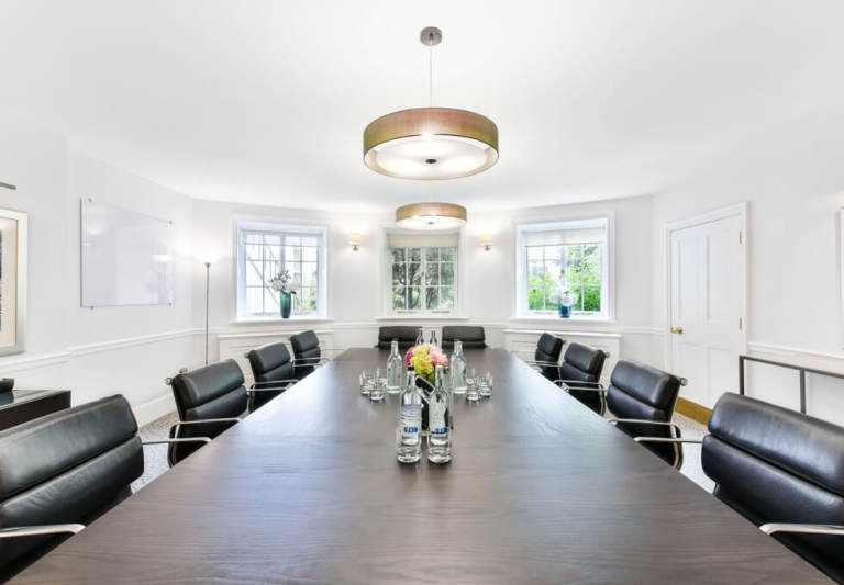 Private Offices For Rent in Mayfair - Spaces For 2 to 45 Desks