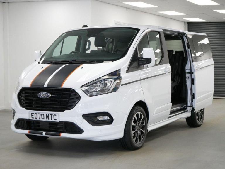 70 TOURNEO CUSTOM 320 2.0 EBL 185 BHP SWB AUTOMATIC SPORT 8 SEATER ( NO VAT )