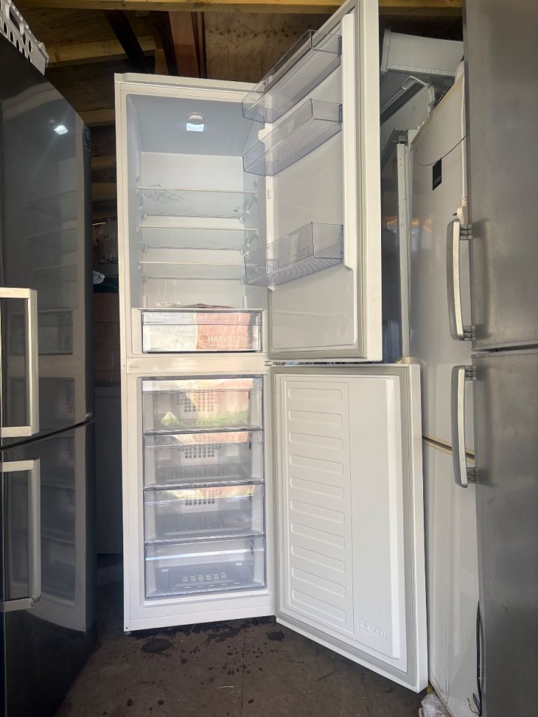 Tall large Beko harvestfresh  k60386h fridge freezer family size—free delivery