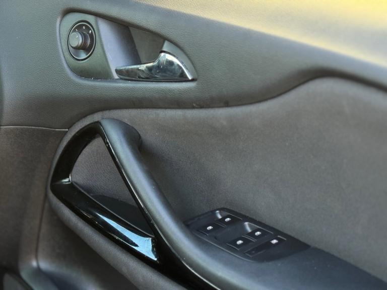 2015 Vauxhall Zafira 1.4T SRi 5dr MPV Petrol Manual