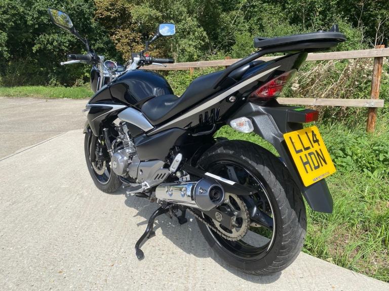 SUZUKI INAZUMA GW250 L3, 2014, 20,332 MILES, VERY CLEAN WELL LOOKED AFTER RETRO