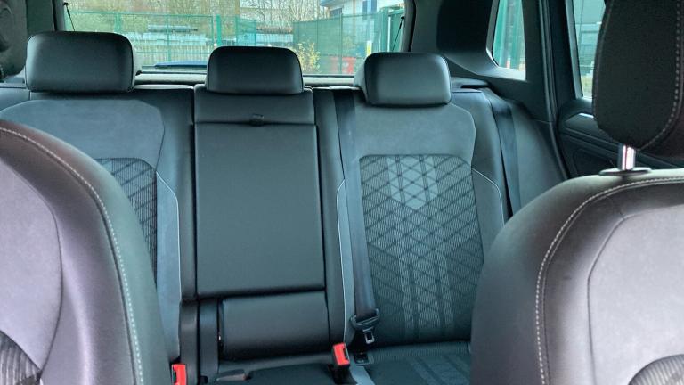 2021 Volkswagen Tiguan 2.0 TDI 4Motion R-Line 5dr DSG Diesel Estate Estate Diesel Automatic