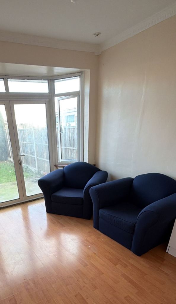 Arm chair/ sofa for sale