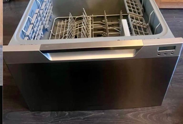 Fisher & Paykel Dishdrawer Single Dishwasher - Silver, Good Working Order