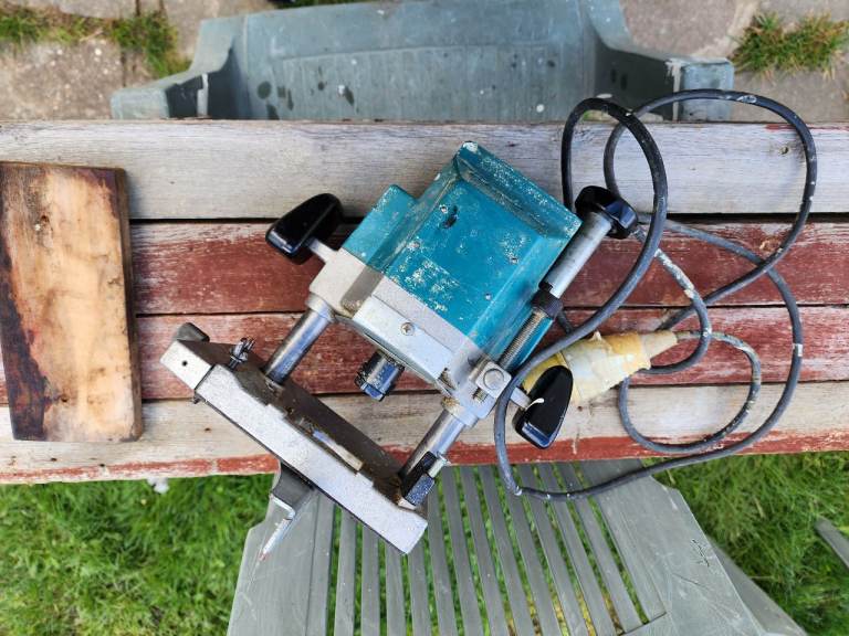 Used 110v Heavy Duty Makita 3600B Rectangular Base Router 80s early 90s