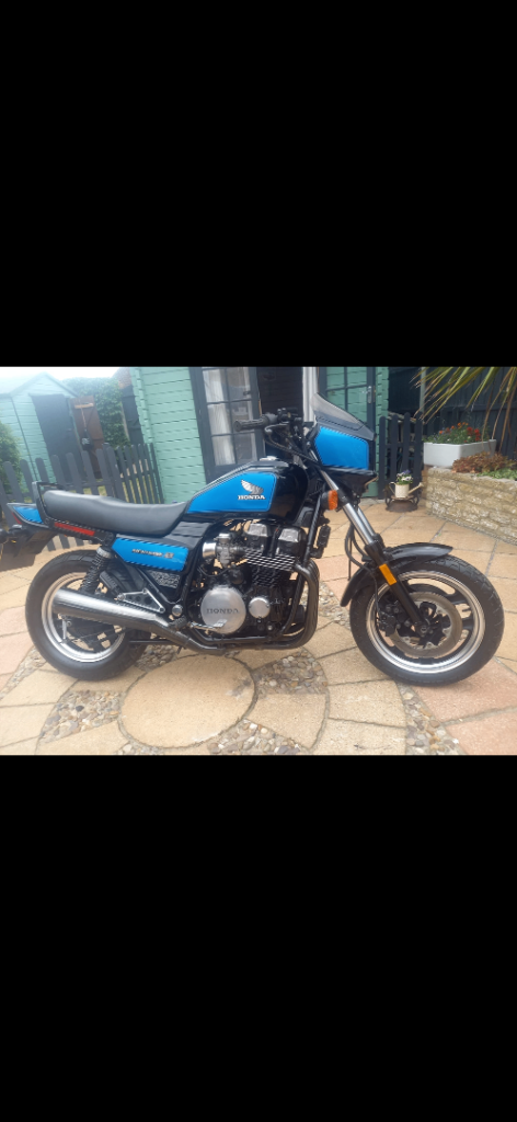 Honda, 1984, 700 (cc)