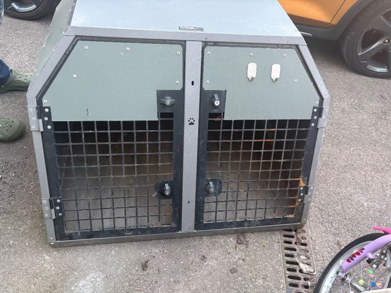 Dog box