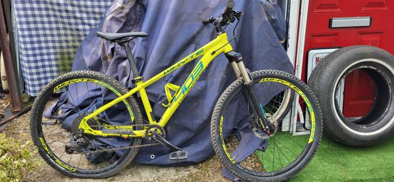 SWAP WHYTE 403 FOR LITTLE 49cc SCOOTER OR MOPED, POSS CASH ADJUSTMENT