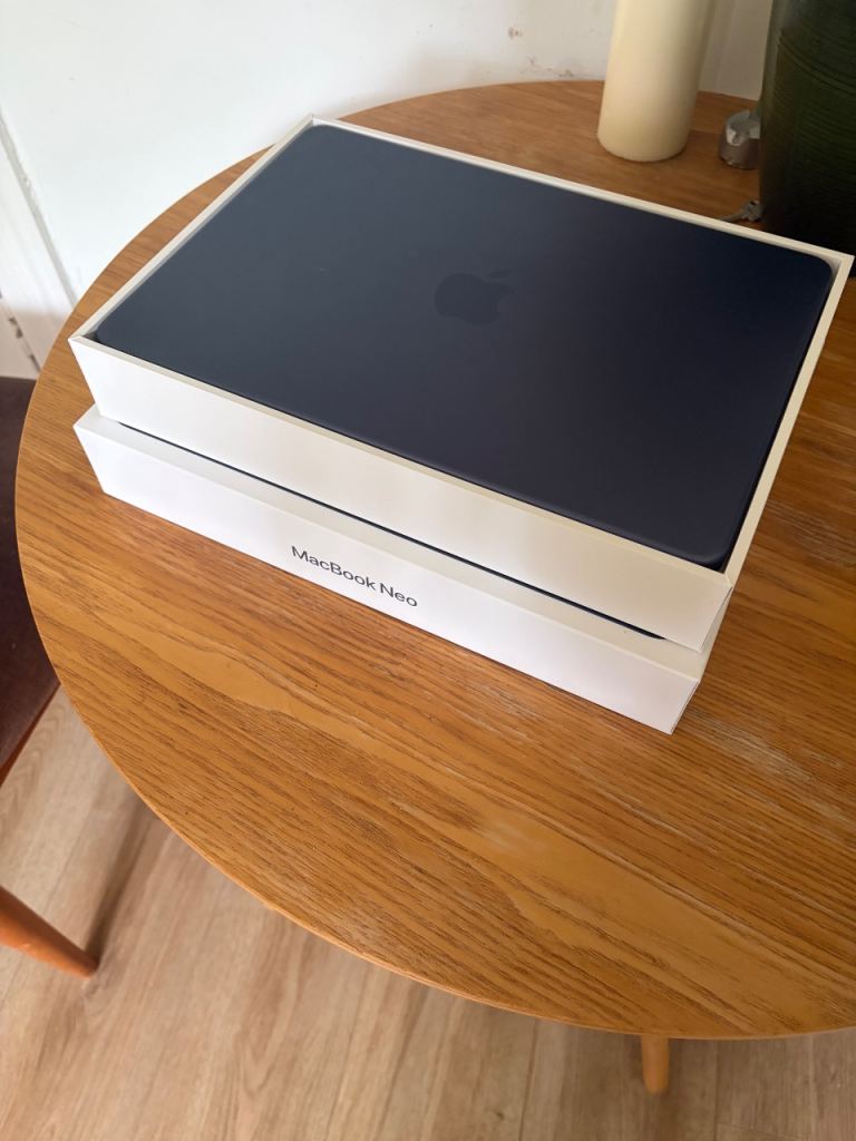 Apple MacBook Neo 13” – 512GB SSD (Touch ID Model)