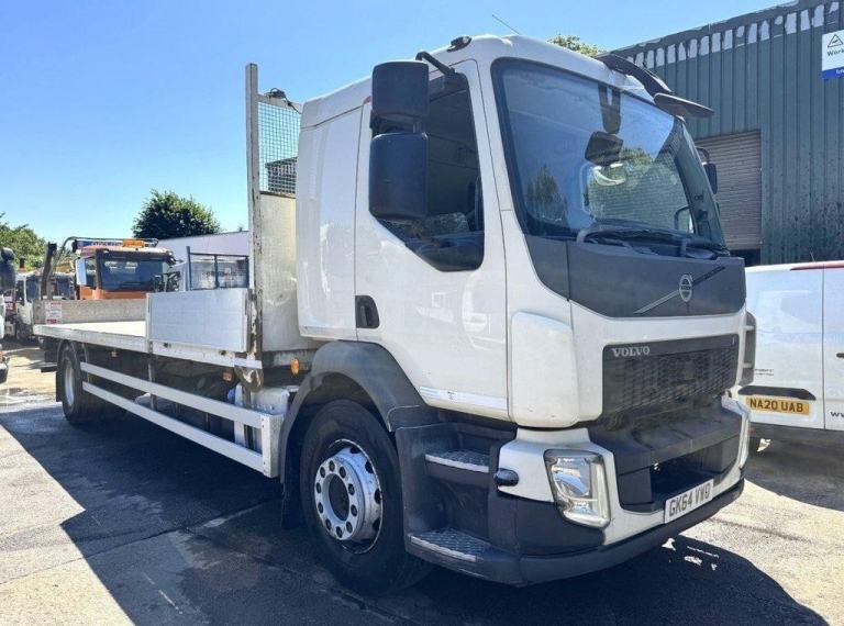 2014 VOLVO FL-250 PLATFORM VEHICLE