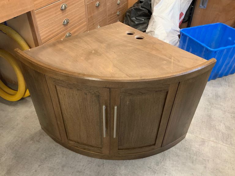 Corner fishtank cabinet 