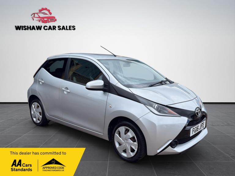 TOYOTA AYGO 1.0 VVT-i x-play 2016