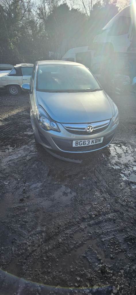 Vauxhall corsa 63 plate breaking 