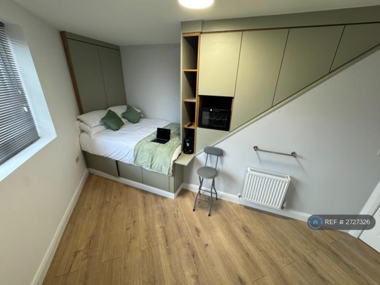 1 bedroom in Back Darwin Street, Bolton, BL1 (#2727326)